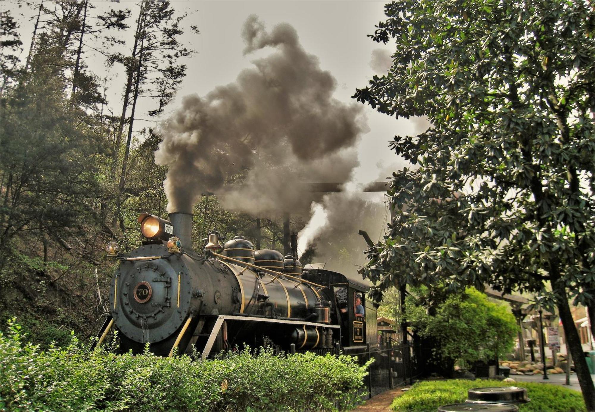 Mountain Laurel Lookout, Hot Tub, Wifi, 1089 Free Tickets Each Paid Day, Dollywood And More Gatlinburg Exterior foto