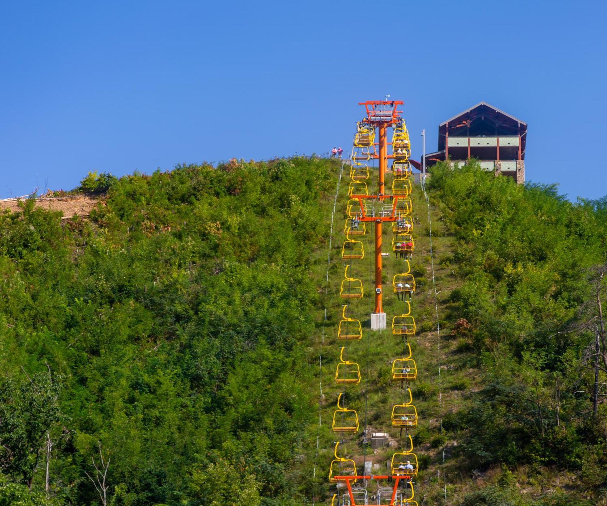 Mountain Laurel Lookout, Hot Tub, Wifi, 1089 Free Tickets Each Paid Day, Dollywood And More Gatlinburg Exterior foto